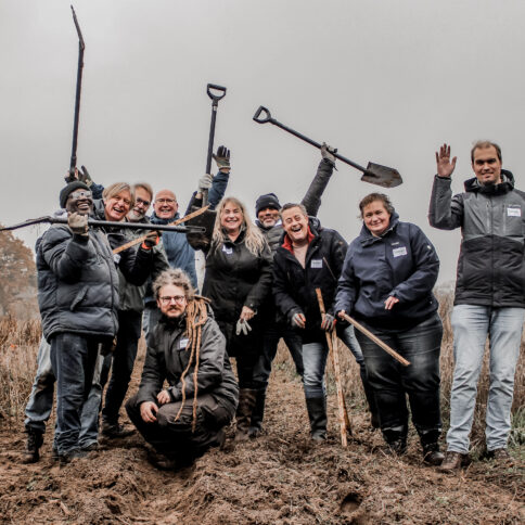 Groupphoto of TrailBlazers at Trees4All event